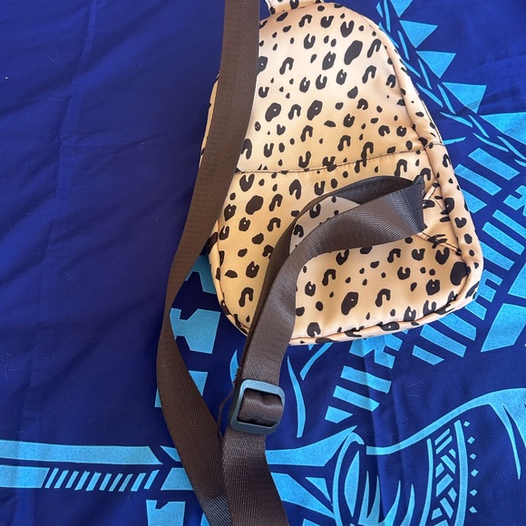 Fighting Eel Tan and Black Patterned Crossbody Bag - Picture 11 of 12